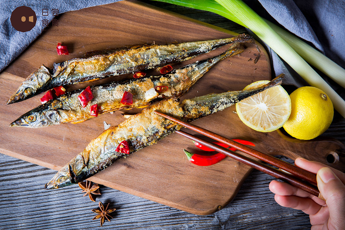 秋刀魚的滋味 一口穿越時(shí)光的海風(fēng)饋贈(zèng)